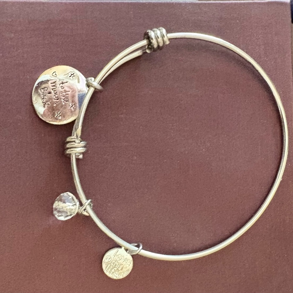 Silver Charm Bracelet with meassages